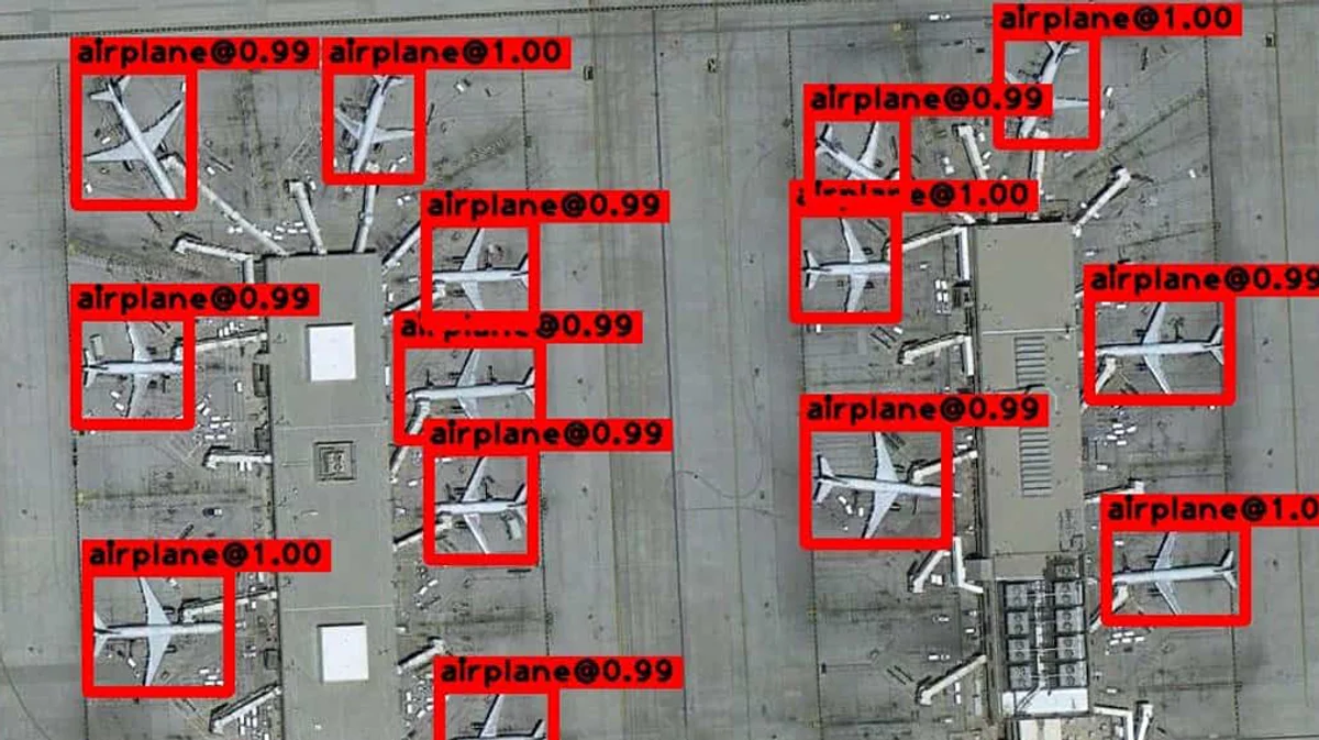 Geospatial airplane detection example 6
